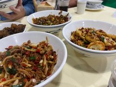 -笨罗卜浏阳菜馆(太平街店)