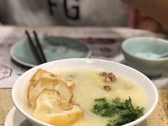 荔湾艇仔粥-点都德(春熙路群光广场店)