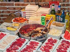 -来龍儿鲜切牛肉自助老火锅