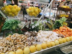-广州万富希尔顿酒店·感趣自助餐厅·金秋蟹宴生蚝海鲜刺身烧烤