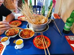 -马路边边麻辣烫联盟路店