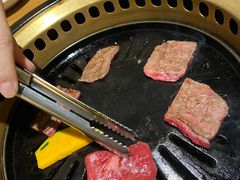 -炼火烤肉店
