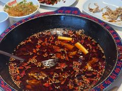 -何师傅美蛙鱼头(汉街店)