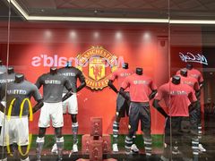 -The Manchester United(伦敦人店)