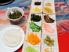 -亮欢寨酸汤鱼(沙冲路店)