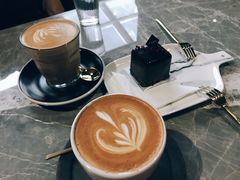 -UNI UNI(环亚凯瑟琳店)