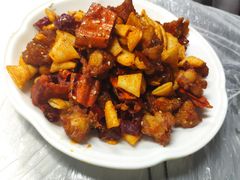 香辣掌中宝-小民大排档(光谷店)