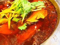 招牌锅底-川东长筷子耗儿鱼(万象润街店)