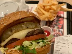 -The Habit Burger Grill 哈比特汉堡(复兴soho店)