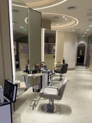-Mentor Hair Salon
