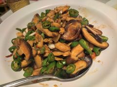 -渝是乎酸菜鱼(龙旗购物中心店)