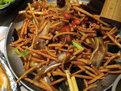 -巴厘龙虾·榜首油焖大虾(音乐学院·沿江酒馆店)