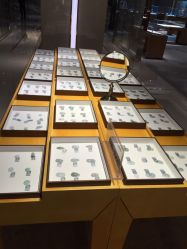 -北京七彩云南翡翠珠宝旗舰店(月坛店)