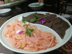 -红九格老火锅(三峡广场店)