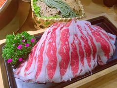 -湊湊火锅·茶憩(杭州湖滨银泰in77店)