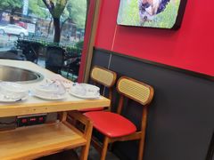 -鲁员外地锅鸡地锅鱼(古墩路店)