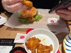 -必胜客(大宁路店)