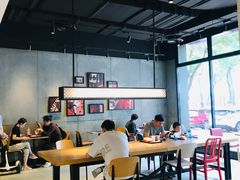 用餐区-肯德基(前门店)