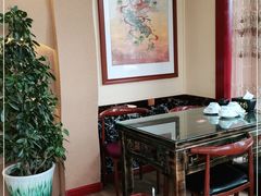 -壹阁胡羊焖饼(特色小吃街店)