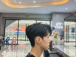 -丝语萱形象