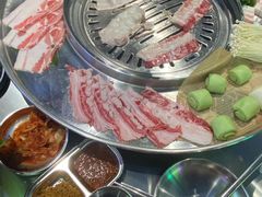 -哈哈碳都·牛肋条无限自助烤肉(宝龙店)