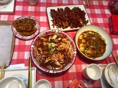 -辣小鲜·南昌大排档(船山路店)