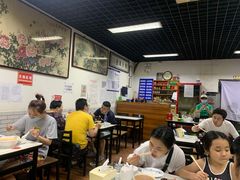 大堂-清真永恒华威肉饼(潘家园店)