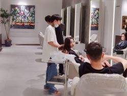 大厅-3AM HAIR SALON烫发染发接发
