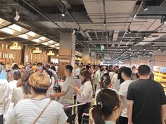 -胖东来生活广场(健康路店)