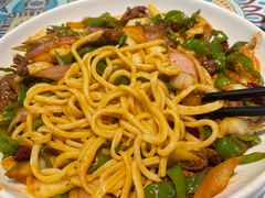 -楼兰古丽·新疆拌面·清真(华阳城店)