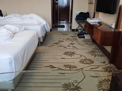 -济南南辛庄地铁站银座佳悦酒店