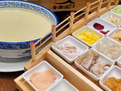 -香麒园·过桥米线·南湖雅宴