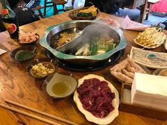 -岗上渣渣老火锅(两路口店)