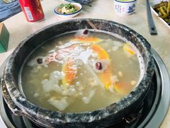 -墨脱石锅椰子鸡•香草鸭•东山羊(大东海店)