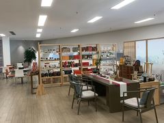 -深圳锦龙奥迪4S店(前海店)