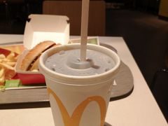-麦当劳(中山公园龙之梦店)