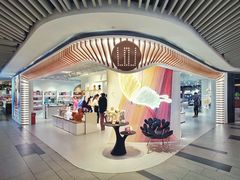 -LOL原创生活概念店(K11购物艺术中心店)