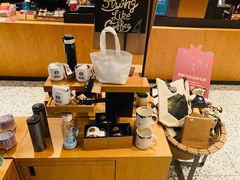 零售区-星巴克(深圳领航里购物中心店)