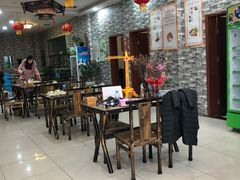 大堂-壹阁胡羊焖饼(特色小吃街店)