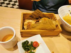 霸王酥皮叉烧包-避风塘(百联东郊店)