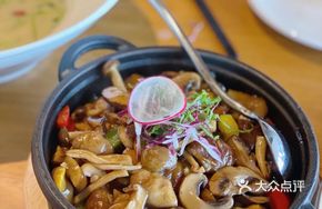 Shagiang Mushroom and Chestnut Stew