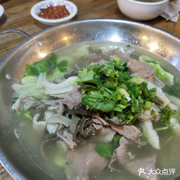 冯四孃跷脚牛肉·非物质文化遗产店翘脚牛肉汤小锅图片