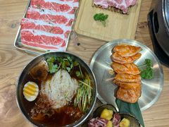 -青瓦餐厅·生鱼片·韩园烤肉(西塔店)