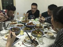 -铁头烧菜馆(立新路店)