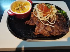 -豪客来牛排(空港华联店)