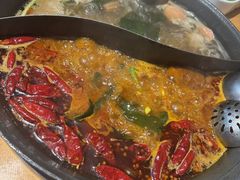 -三个四川人火锅(华联商厦店)