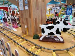 -莫莉幻想儿童乐园(武汉保利广场店)