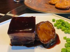 鲍鱼红烧肉-杭州西子湖四季酒店·金沙厅