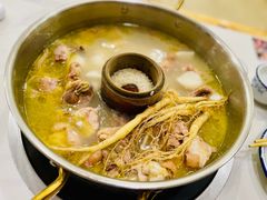 -朴小妹人参鸡汤火锅(长白山万达店)
