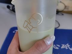 -喜茶(北京华贸购物中心店)